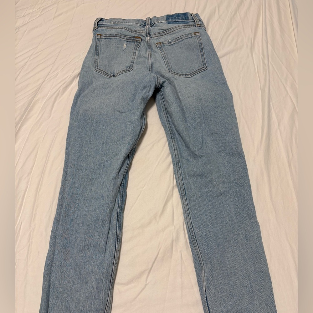 A&F The Mom High Rise Jeans - Picture 4 of 4